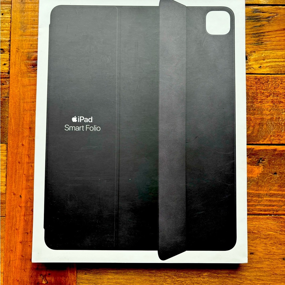 Unopened Apple iPad Smart Folio 12.9in 4th 5th 6th gen